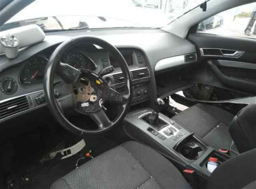 AUDI A6 BERLINA (4F2) — vehículo donante para recambios 