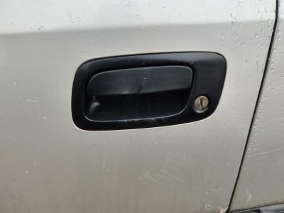 MANETA EXTERIOR DELANTERA IZQUIERDA