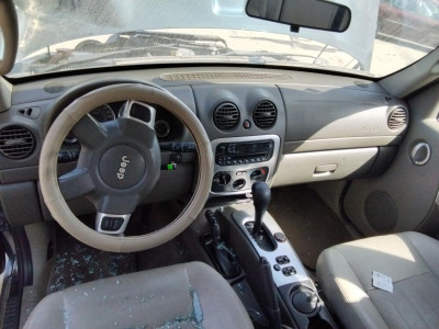 JEEP CHEROKEE (KJ)