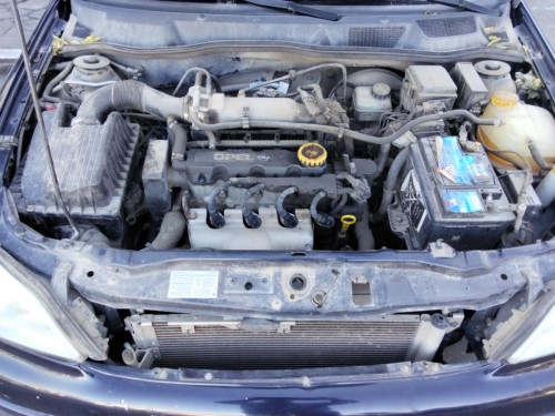 OPEL ASTRA G BERLINA — vehículo donante para recambios 