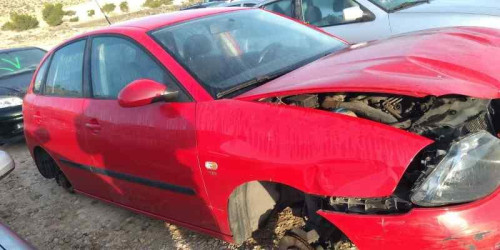 SEAT IBIZA (6L1) — vehículo donante para recambios 