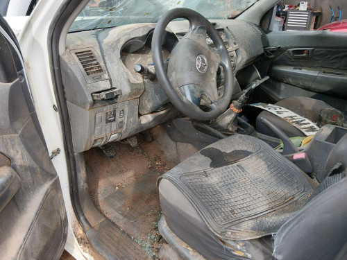 TOYOTA HILUX (KUN) — автомобиль-донор на запчасти 