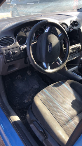 FORD FOCUS BERLINA (CAP) — автомобиль-донор на запчасти 