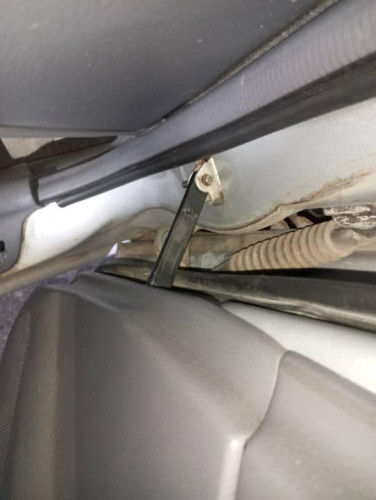 RETENEDOR PUERTA Mazda 323 F/S BERLINA (BJ) 
