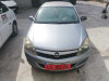 OPEL ASTRA H GTC — vehículo donante para recambios 