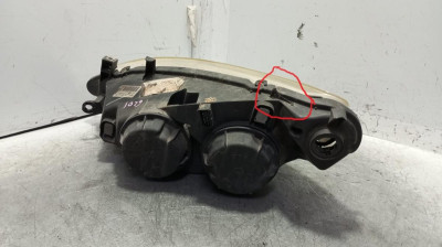 FARO DERECHO, PEUGEOT, 307 BREAK / SW (S1)(04.2002)