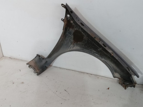 ALETA DELANTERA IZQUIERDA Renault CLIO III 