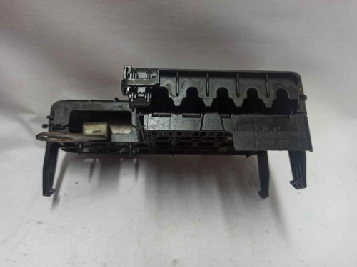 CAJA RELES / FUSIBLES OPEL CORSA D 
