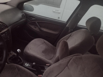 CINTURON SEGURIDAD DELANTERO DERECHO