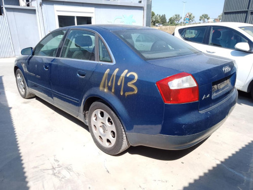 AUDI A4 BERLINA (8E) — vehículo donante para recambios 