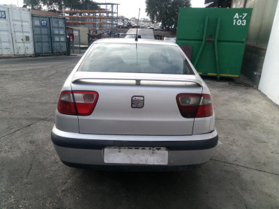 SEAT CORDOBA BERLINA (6K2)