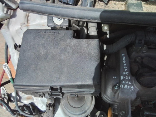 CAJA RELES / FUSIBLES Toyota YARIS (KSP1/NLP1/NSP1) 