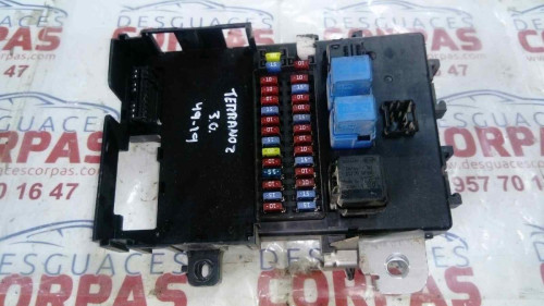 CAJA RELES / FUSIBLES NISSAN TERRANO II (R20) 