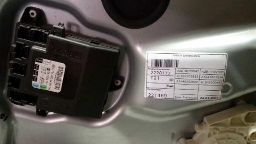 ELEVALUNAS DELANTERO DERECHO Mercedes-Benz CLASE ML (BM 164) 