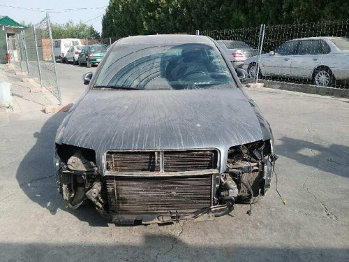  AUDI A4 BERLINA (8E) 