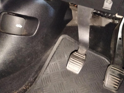 PEDAL EMBRAGUE
