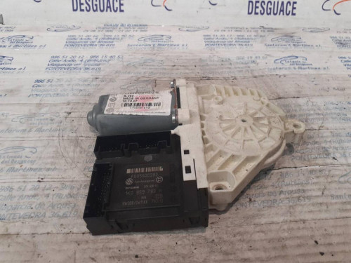  MOTOR ELEVALUNAS DELANTERO IZQUIERDO 