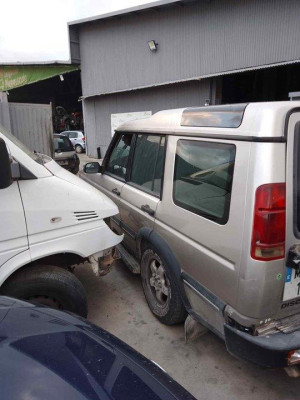 LAND ROVER DISCOVERY (LT)