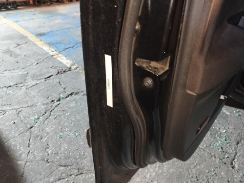 CERRADURA PUERTA DELANTERA IZQUIERDA Volkswagen POLO IV (9N1) 
