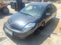 TOYOTA PRIUS (NHW20)