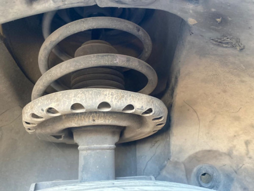 AMORTIGUADOR DELANTERO DERECHO Renault CLIO III 