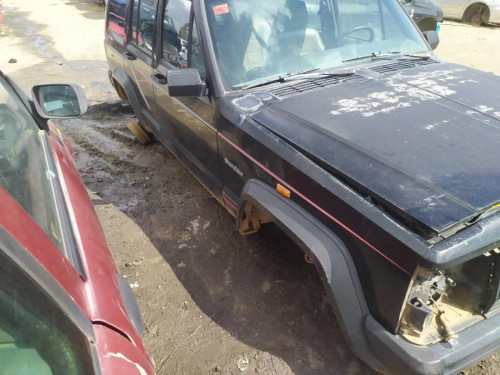  JEEP CHEROKEE (XJ) 