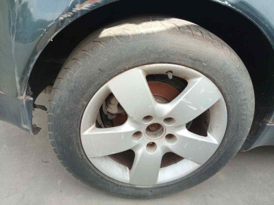 NO IDENTIFICADO, AUDI, A6 BERLINA (4B2)