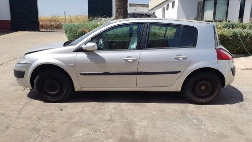 Renault Megane II Berlina 5P (10.2002->) — автомобиль-донор на запчасти 