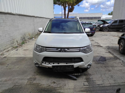 MITSUBISHI OUTLANDER (GF0/GG0)
