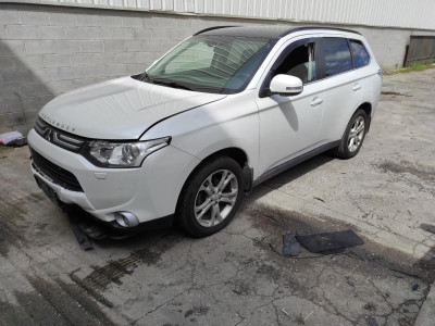 MITSUBISHI OUTLANDER (GF0/GG0)