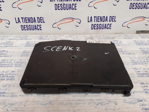 CAJA RELES / FUSIBLES 