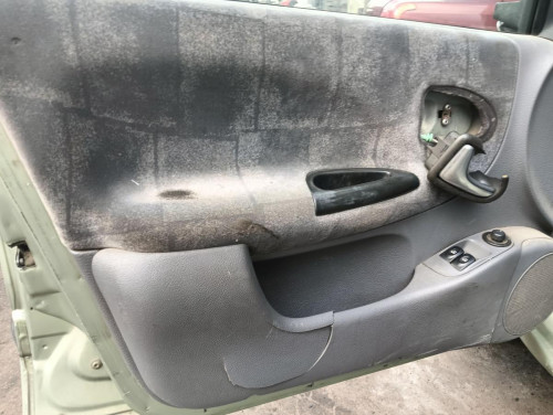 RENAULT MEGANE I FASE 2 CLASSIC (LA...) — vehículo donante para recambios 