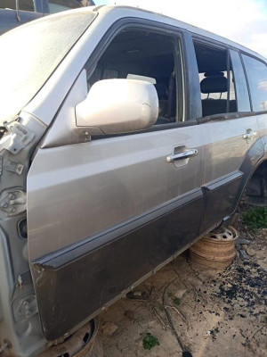 PUERTA DELANTERA IZQUIERDA, HYUNDAI, TERRACAN (HP)