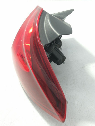  PILOTO TRASERO DERECHO, OPEL, CORSA E 
