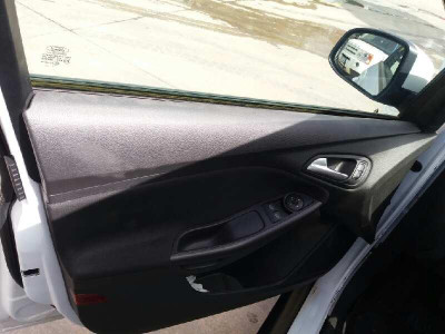 FORD FOCUS BERLINA (CEW)