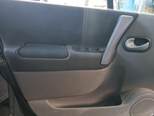 RENAULT SCENIC II (JM) — vehículo donante para recambios 