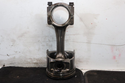 PISTON, MITSUBISHI, MONTERO (V60/V70)