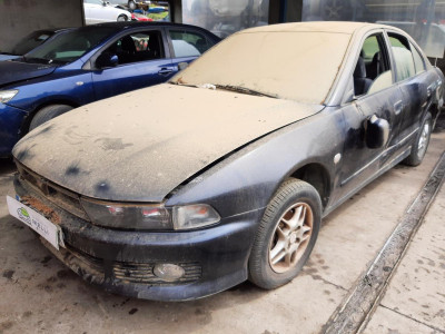 MITSUBISHI GALANT BERLINA (EA0)