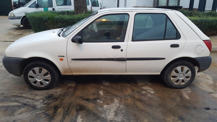 Ford Fiesta Berlina (1996->) SIN IDENTIFICAR