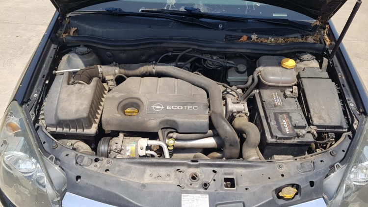 Opel Astra H Berlina (11.2006->) SIN IDENTIFICAR