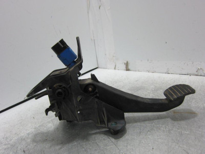 PEDAL EMBRAGUE, DACIA, DOKKER