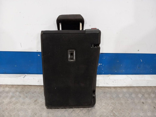  ASIENTO TRASERO 