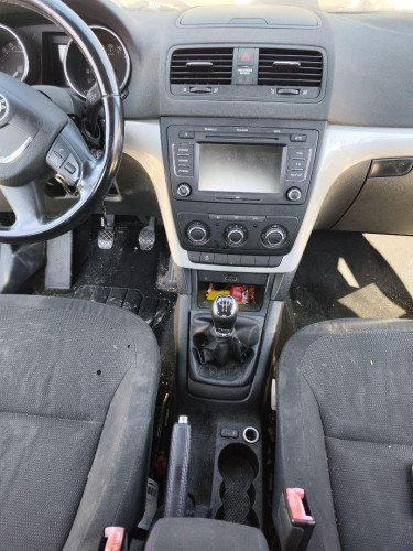 CONSOLA CENTRAL Skoda YETI (5L)(2009) 