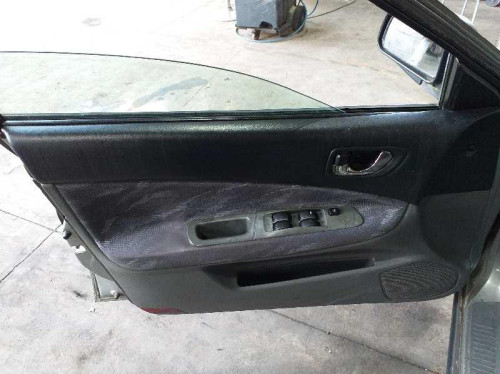  MITSUBISHI GALANT BERLINA (EA0) 