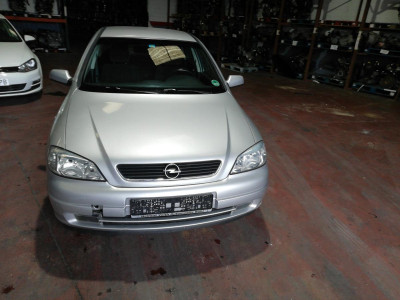 OPEL ASTRA G BERLINA