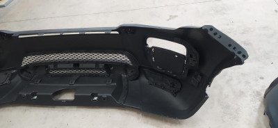 PARAGOLPES DELANTERO