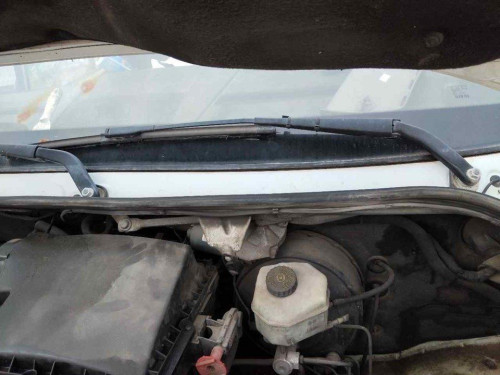 BRAZO LIMPIA DELANTERO IZQUIERDO Mercedes-Benz SPRINTER II FURGÓN 