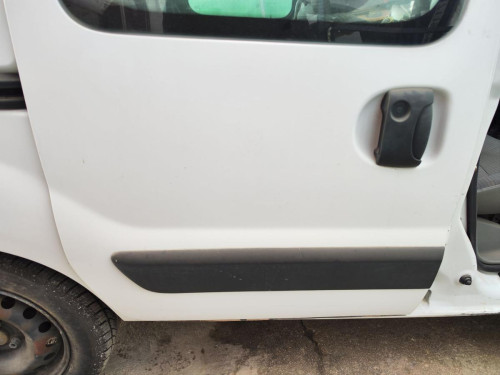 PUERTA TRASERA DERECHA de segunda mano