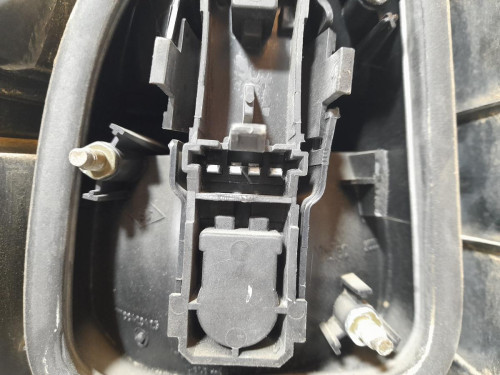  PILOTO TRASERO DERECHO Renault LAGUNA (B56) 