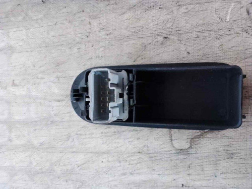 MANDO ELEVALUNAS DELANTERO IZQUIERDO Renault MEGANE II BERLINA 3P 